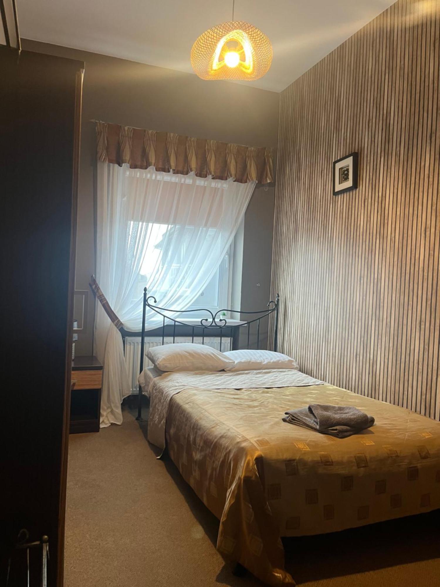 Hotel Chrobry Leczyca Bagian luar foto
